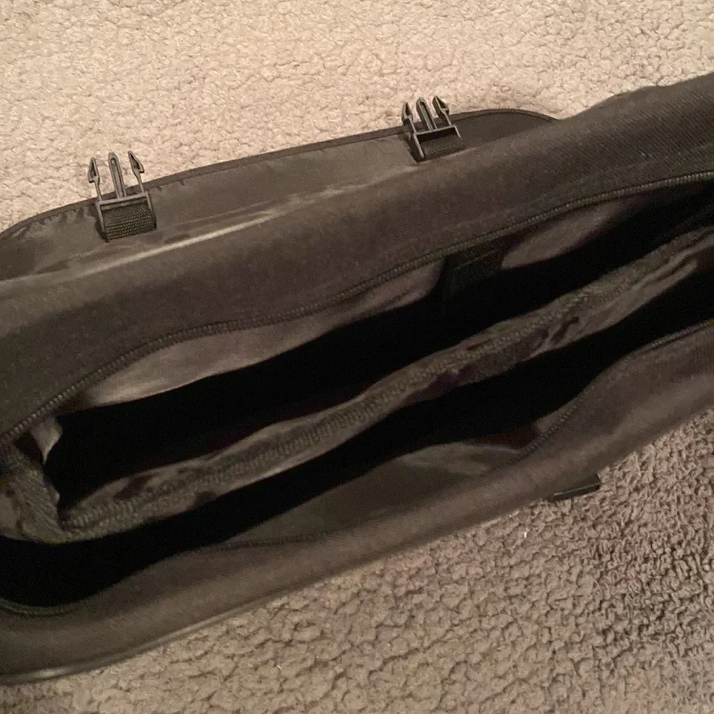 Geoffrey Beene Black Laptop Bag